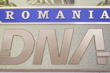 DNA anunta perchezitii cu anchetatori SUA intrun dosar privind functionari ai unei organizatii internationale