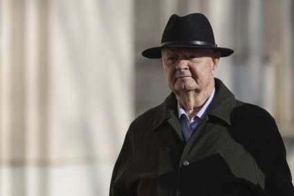 Fostul director SRI Virgil Margureanu urmarit penal pentru infractiuni contra umanitatii in Dosarul Mineriadei