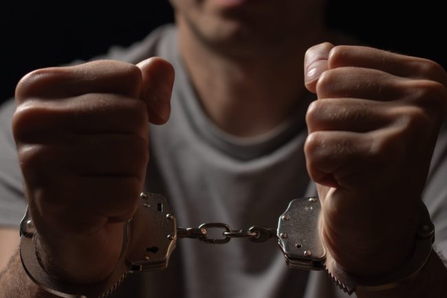 Profesor de sport din Prahova arestat pentru agresiune sexuala