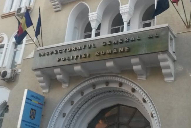 12 persoane retinute pentru inselaciuni cu investitii