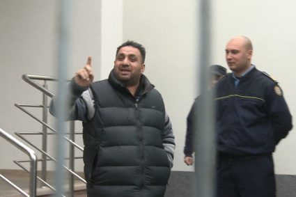 Bercea Mondialu si 9 membri ai familiei retinuti de DIICOT