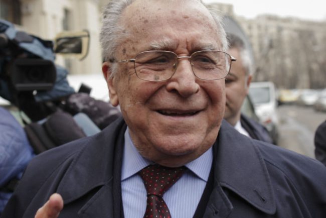 Dosarul Mineriadei din 13 15 iunie 1990 in instanta Ion Iliescu Petre Roman si alti sase inculpati