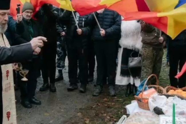 Opt persoane care au participat la comemorarea lui Corneliu Zelea Codreanu trimise in judecata Acuzatii