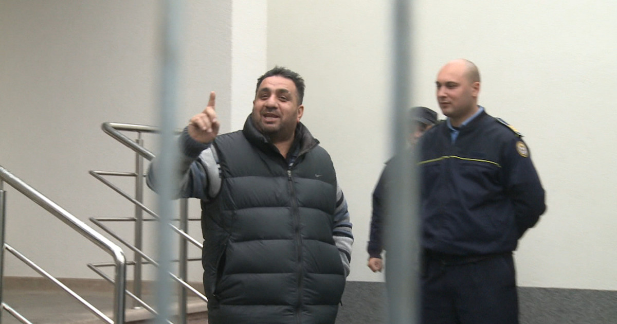 Sechestru pe averea lui Bercea Mondialu 40 de imobile 7 masini si 41 de conturi bancare