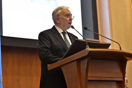 BNR lanseaza moneda pentru 90 de ani ai Academiei