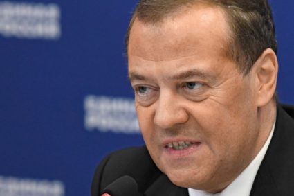 Medvedev ameninta Kievul si aliatii sai capitulare in Ucraina