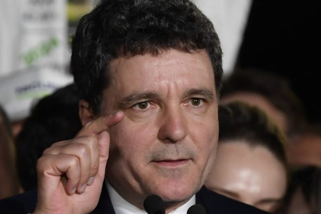 Nicushor Dan amenintat cu moartea pe retele sociale