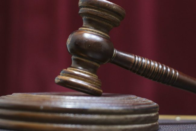 Un avocat din Bucuresti judecat pentru proxenetism