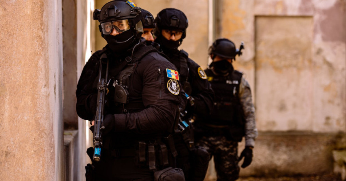 Operatiunea Jupiter 202 perchezitii luni in tara