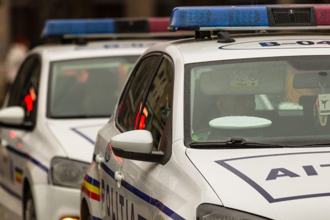 Perchezitii in Constanta si Vaslui Politisti retinuti