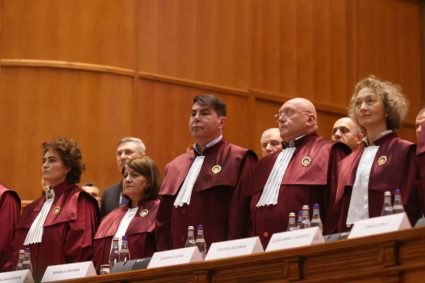 Cine sunt cei trei noi judecatori ai Curtirii