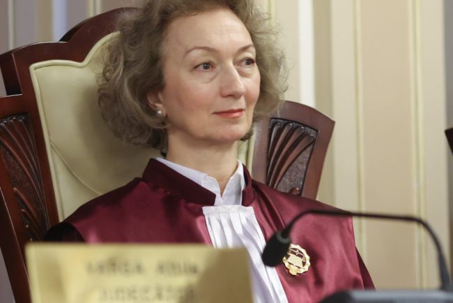 Curtea Constitucionala are o noua presedinta Simina Tanasescu