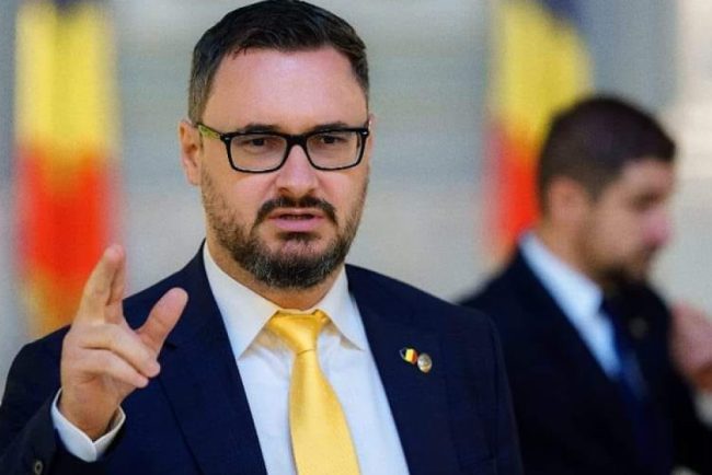 Reactia AUR la decizia CCR despre Legea austeritatii