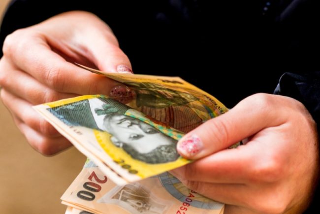 Administratorul unei firme din Capitala a realizat 100 de achizitii fictive timp de 11 ani
