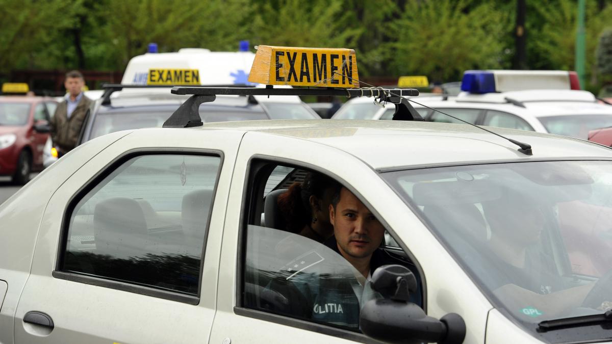 Barbat a suferit infarct la examenul de permis
