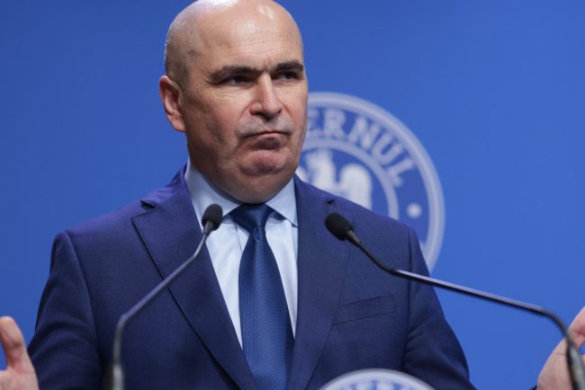 Bolojan incredator ca legea pensiilor magistratilor este constitutionala