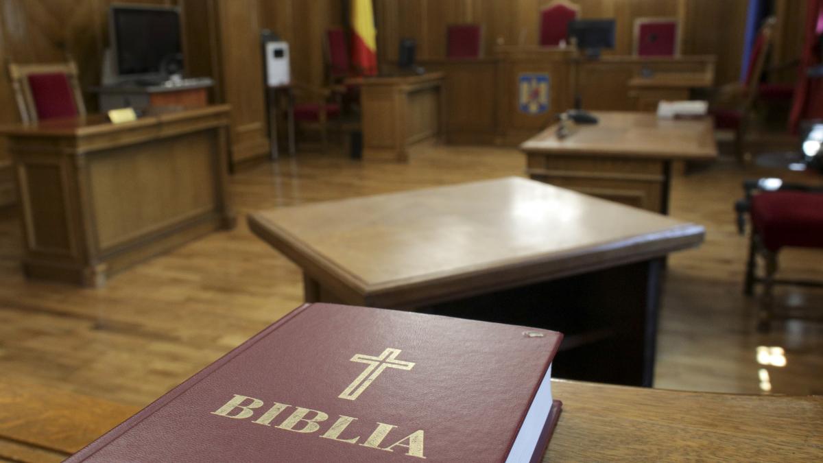 Inalta Curte contesta legea pensiilor magistratilor