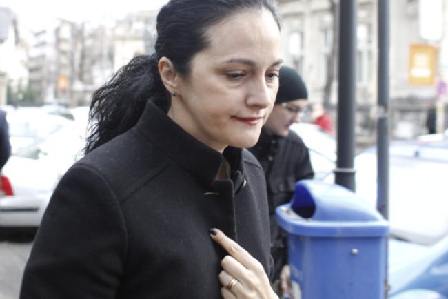 Alina Bica scapa de inchisoare CurteadeApel retrage mandate