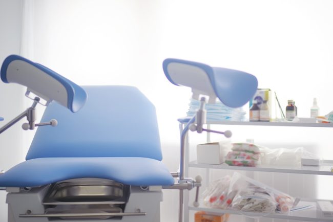 Medic ginecolog de la Spitalul Filantropia obligat sa plateasca 80000 de euro unei paciente