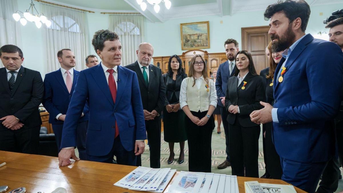 Nicuser Dan a discutat cu echipa din Iasi despre inima artificiala