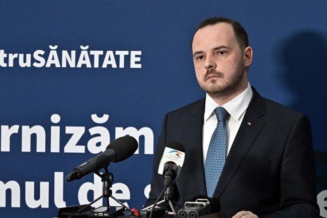 Rogobete Am descoperit avize scrise de mana la clinica