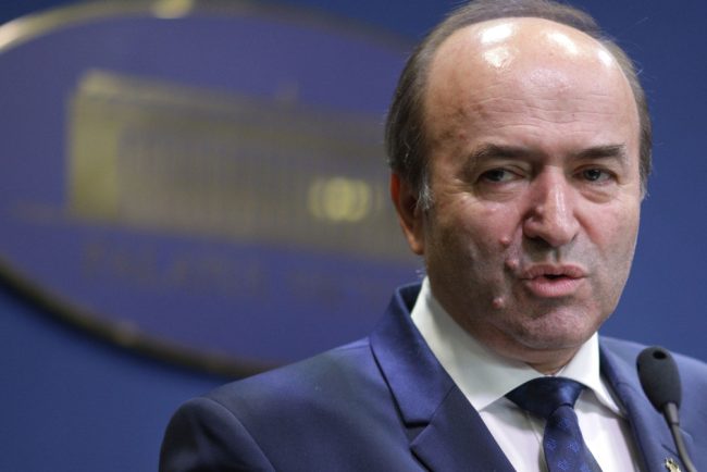 Tudorel Toader explica greselile Guvernului la lega pensiilor