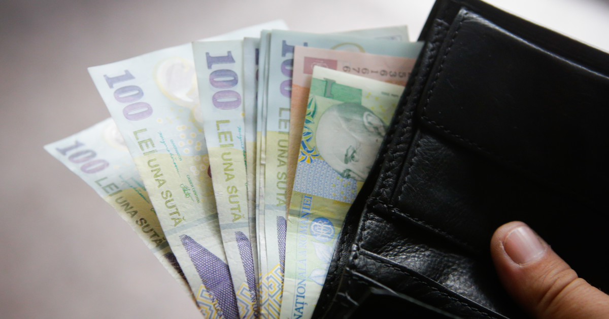 Contabilul care a furat 1 2 milioane lei liber