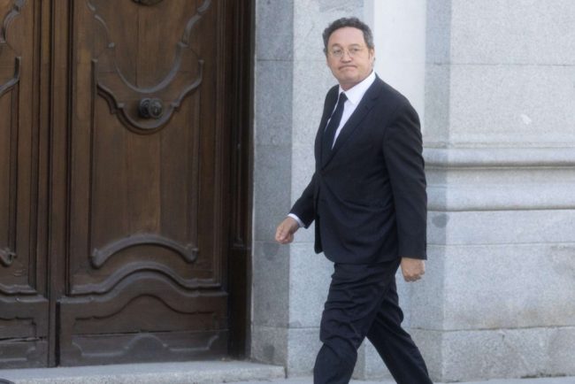 Demisia procurorului sef o lovitura pentru guvernul Sanchez