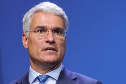 Dragos Pislaru Romania nu poate plati pensii speciale Ce spune despre Oana Gheorghiu