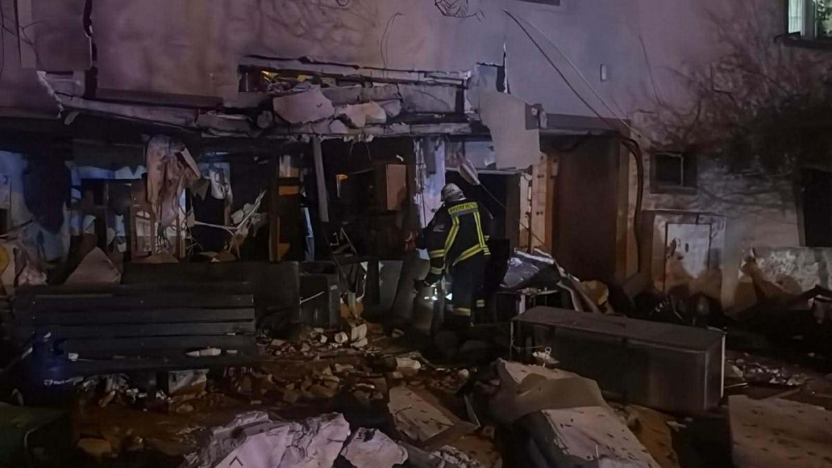 Explozie in Buftea doi raniti risc prabusire