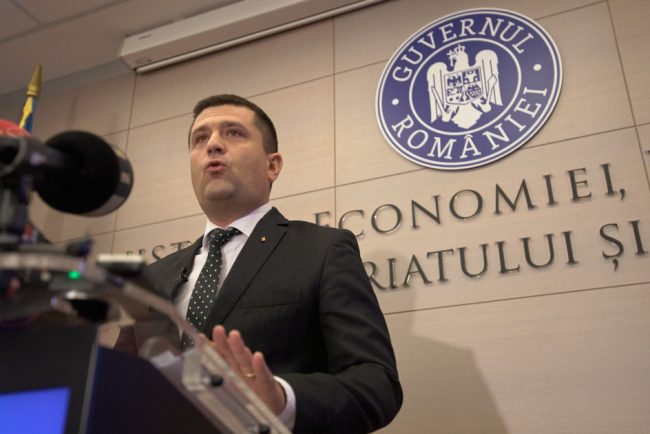 Ministrul Economiei a sesizat DNA pentru conducerea ROMARM