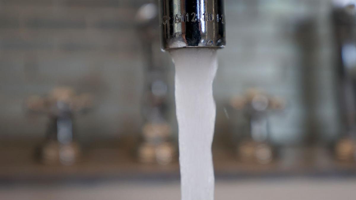 Alimentarea cu ap a fost reluat n Cmpina dar e nepotabil