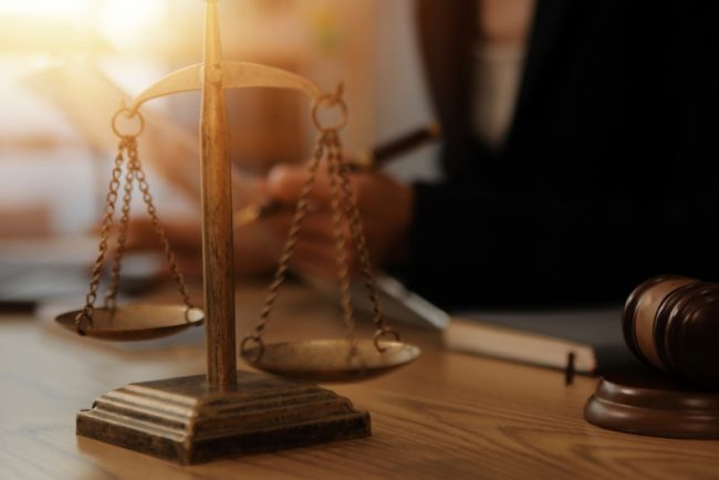 Asociatiile magistratilor cer autoritilor sa se abtina de la presiuni asupra criticilor din Justitie