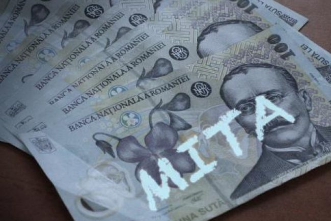 Comisar sef prins in flagrant luand mita in Giurgiu
