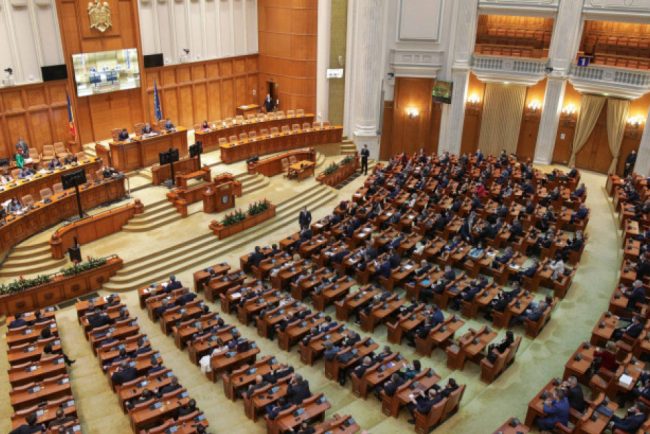 Legea antiflinii a fost adoptata de Parlament Ce prevede