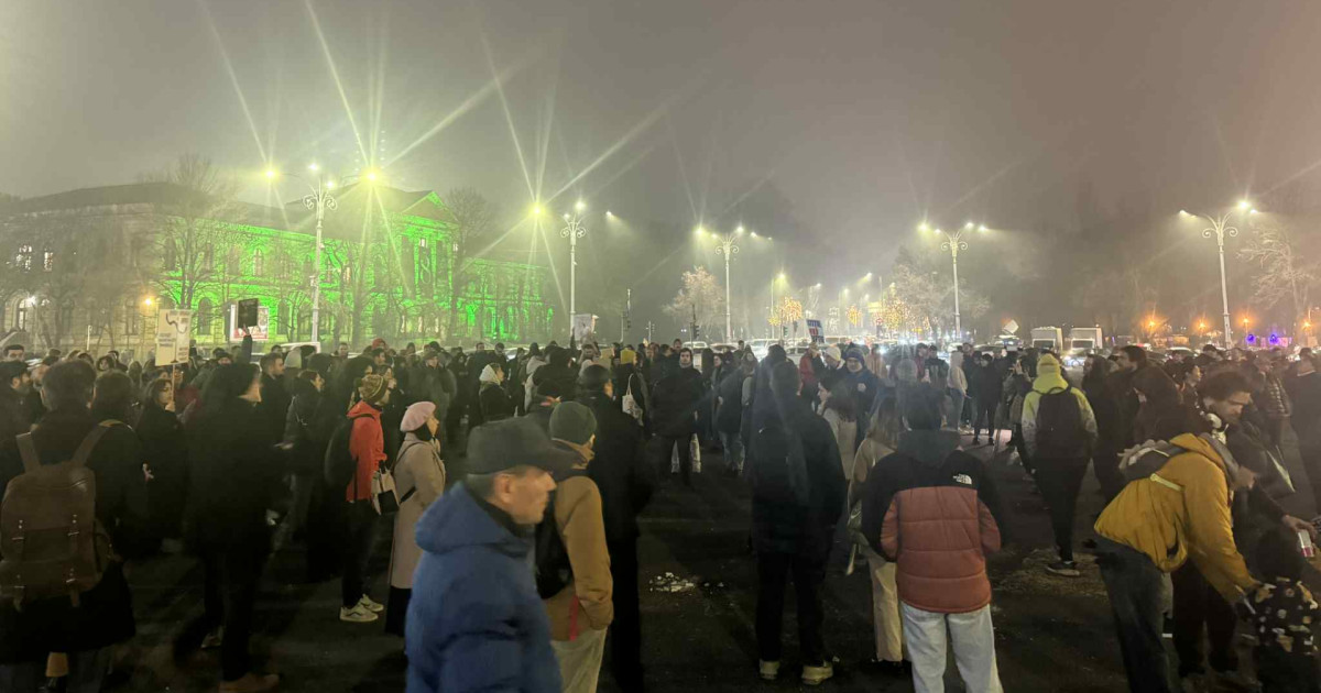 Protest in Piata Victoriei pentru demiteri si reforme