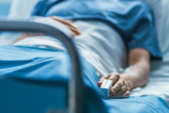 Spitalul din Turda obligat sa plateasca 25000 lei pentru daune morale