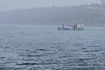 O fata de 15 ani este cautata in Dunare in Constanta dupa ce ar fi sarit de pe un pod