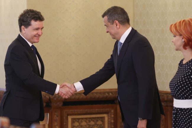 Sorin Grindeanu afirma ca Nicusor Dan nu poate organiza un referendum pe tema justitiei Probalil ca vrea sa evalueze parerea magistratilor