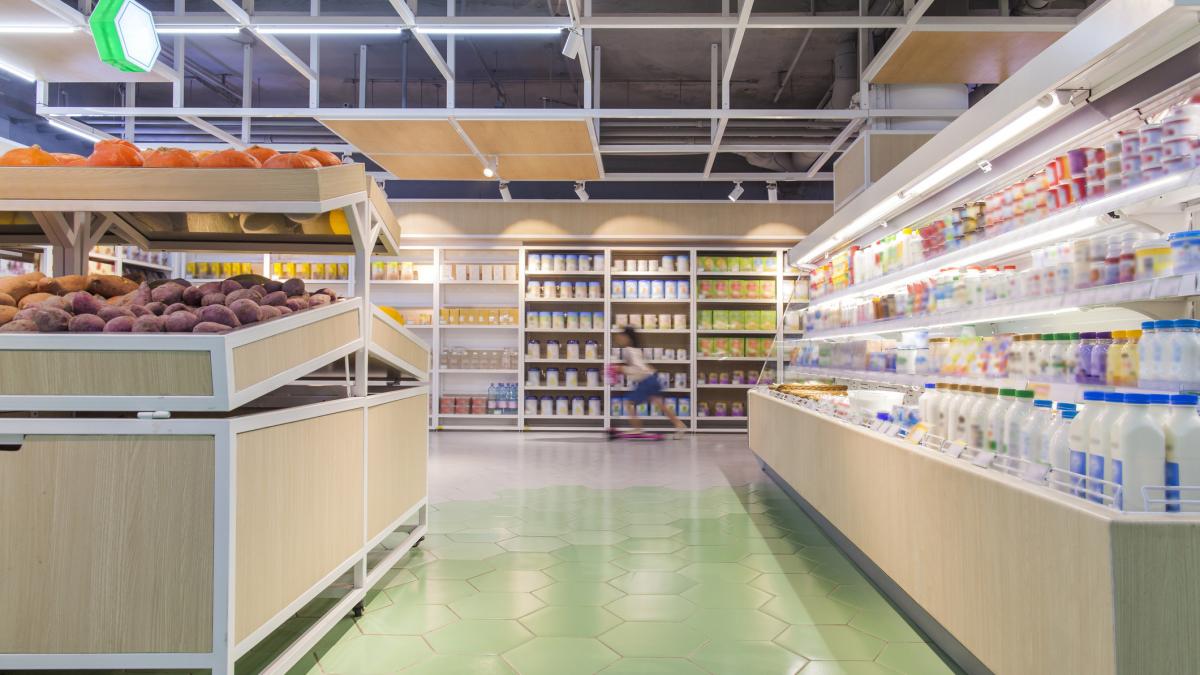 Amenzi de 190000 de lei pentru supermarketuri in Dambovita inspectorii au gasit igiena precara si alimente