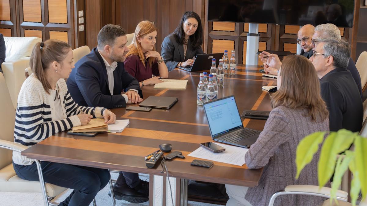 Ciprian Ciucu a avut discutii cu reprezentantii Bancii Mondiale despre optiuni de finantare pentru