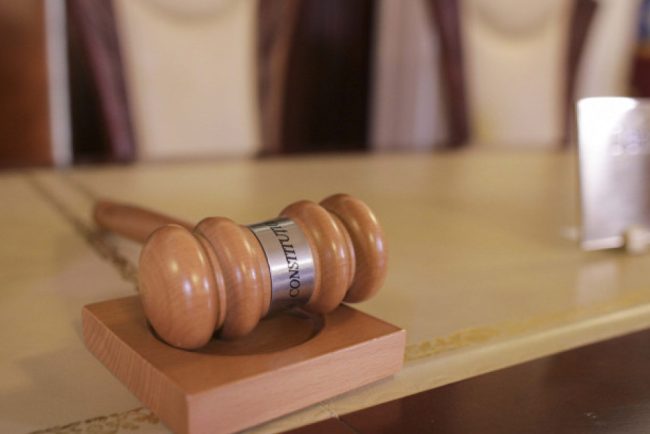Firmele nu pot fi excluse din licitatii doar pentru ca sunt investigate penal CCR este incalcata prezumtia de nevinovatie