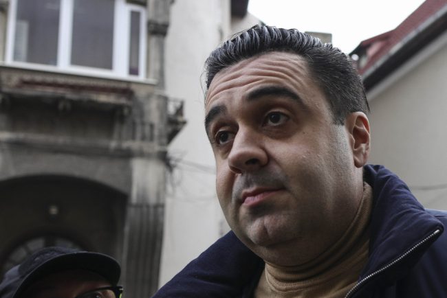 Fostul ministru al Transporturilor Razvan Cuc a fost mutat din arest preventiv in arest la domiciliu