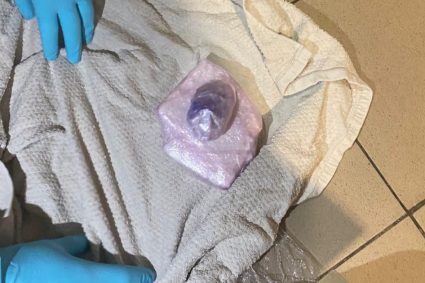cocaina adusa din spania cu ajutorul unei firme de curierat ascunsa printre haine diicot drogurile erau destinate cluburilor din bucuresti