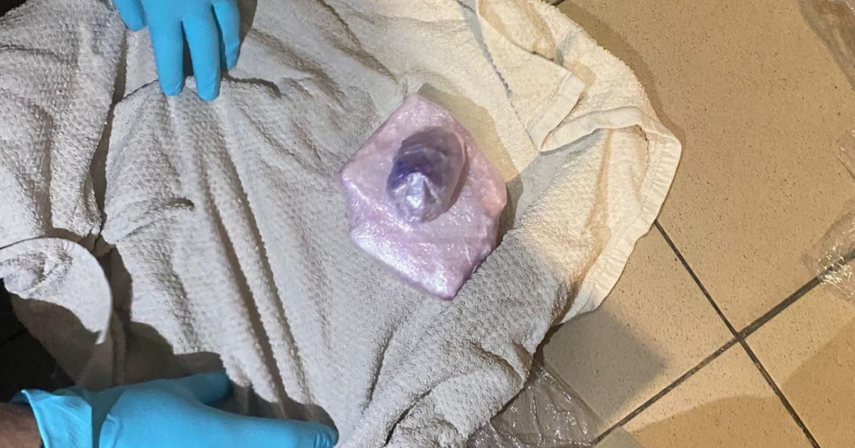 cocaina adusa din spania cu ajutorul unei firme de curierat ascunsa printre haine diicot drogurile erau destinate cluburilor din bucuresti