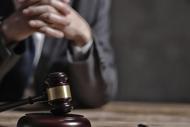 Dispensar si camin cultural scoase la vanzare dupa ce o primarie a pierdut un proces de 12 milioane de