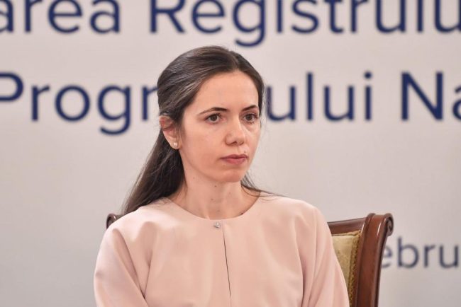 dezbatere despre adictiile la copii mirabela gradinaru se alatura minisrilor si expertilor