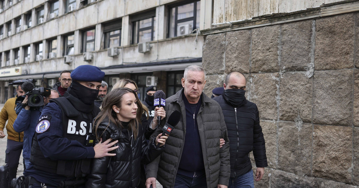 Care era rolul sefului ARR Cristian Anton in gruparea care frauda examenele pentru atestate