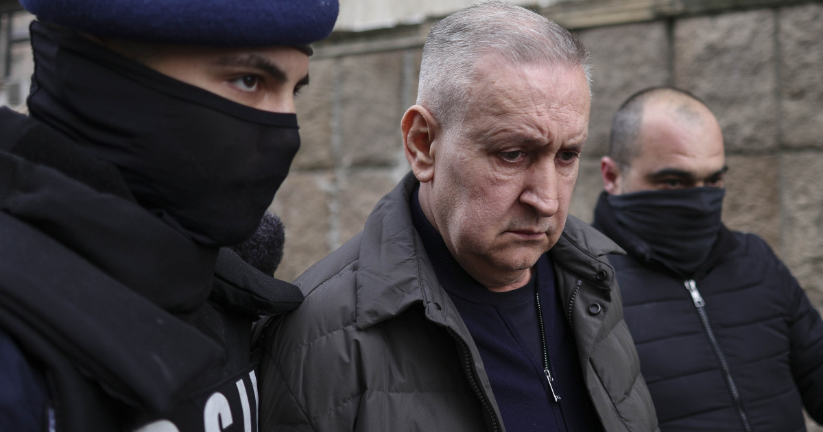 Stenograme Seful ARR retinut de DNA a fost surprins in timp ce isi nu maara banii Procurorii au descoperit la el