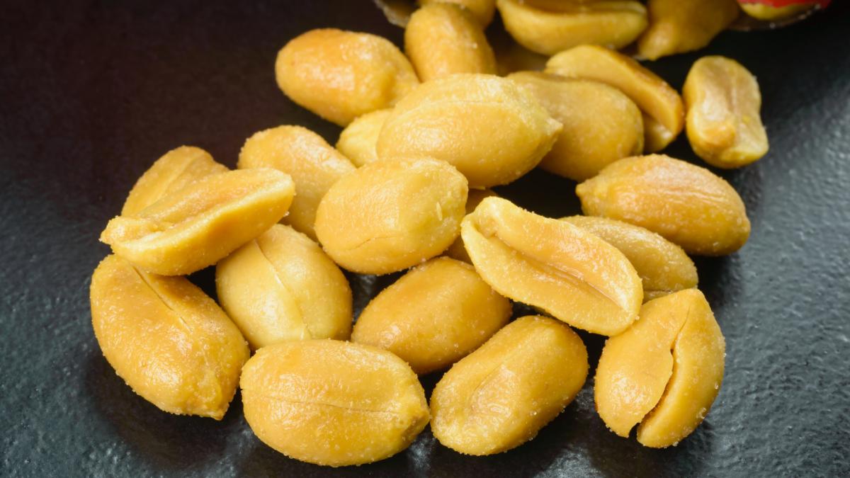 alune contaminate cu aflatoxine retrase din diverse supermarketuri descrierea pachetului de arahide si lista
